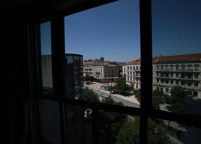 Ξενοδοχείο De France 4*