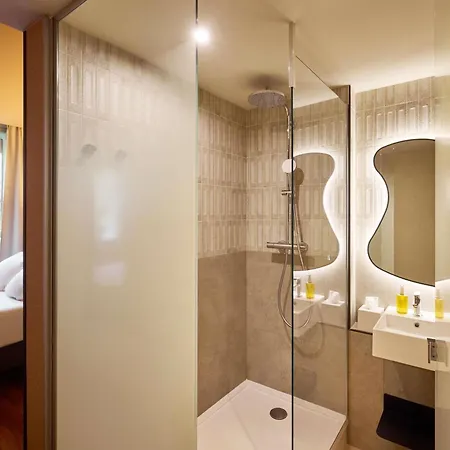 Hotel De France - Handwritten Collection 4*